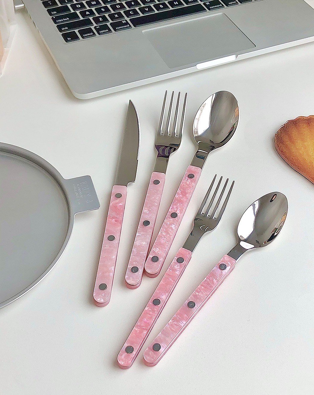 10-Pcs Sleek Modern Pinky Flatware Silverware Flatware Set ( $4.9 Each ) - Image 4