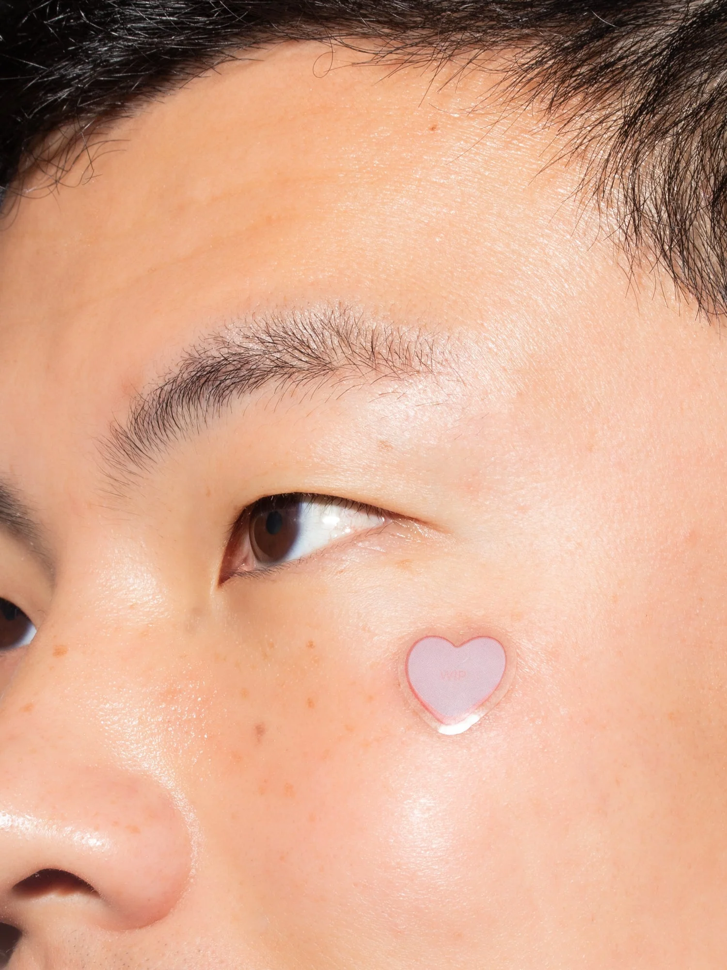 32 Healing Heart Pimple Patches - Image 6