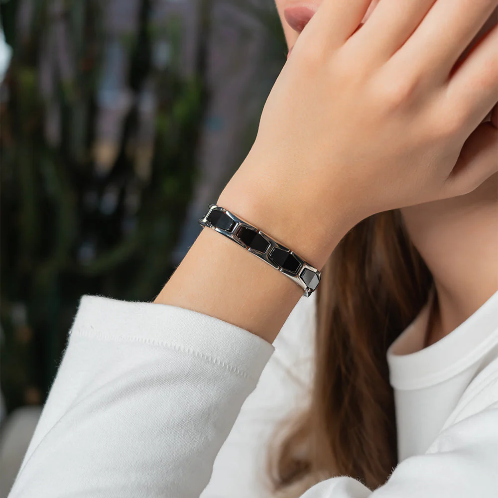 Ceramic and Stainless Steel Magnetic Bracelet. 2 Colors available. Model CEB044 - Image 2