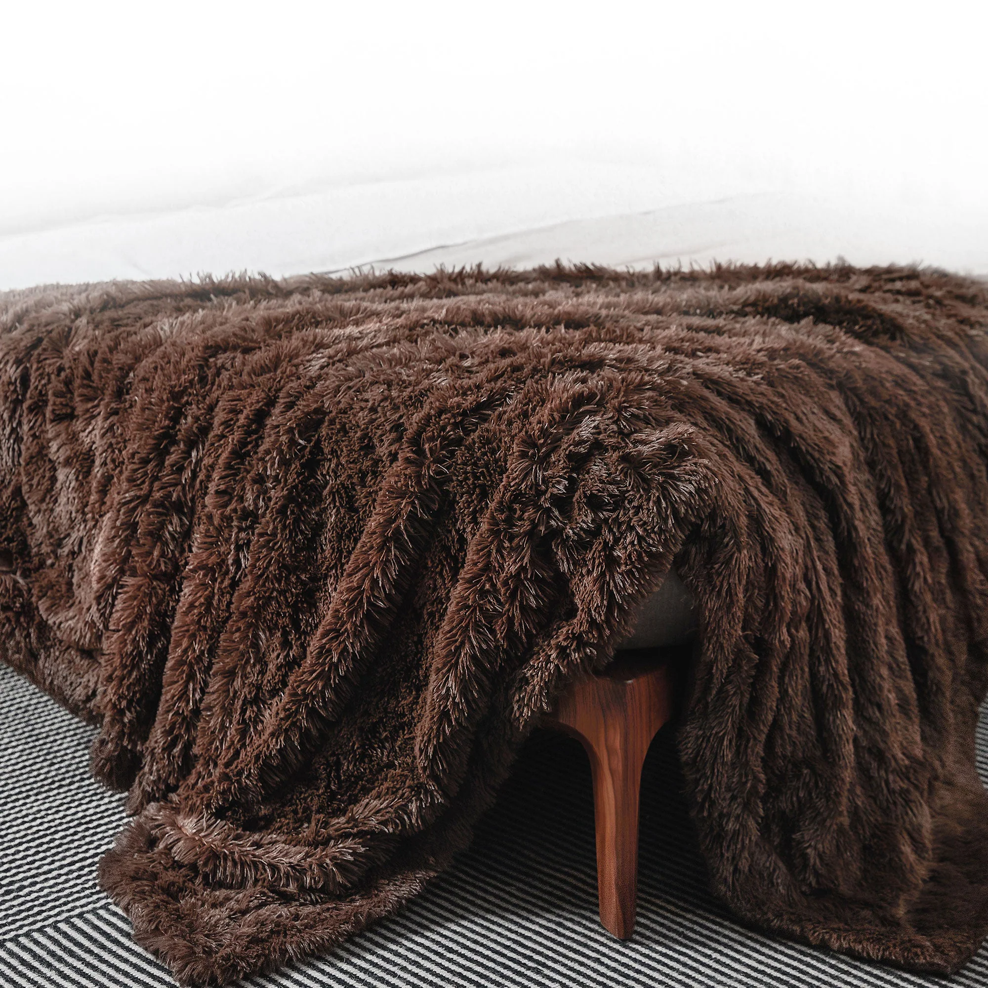 Cheer Collection Reversible Faux Fur Accent Throw Blanket - Image 17