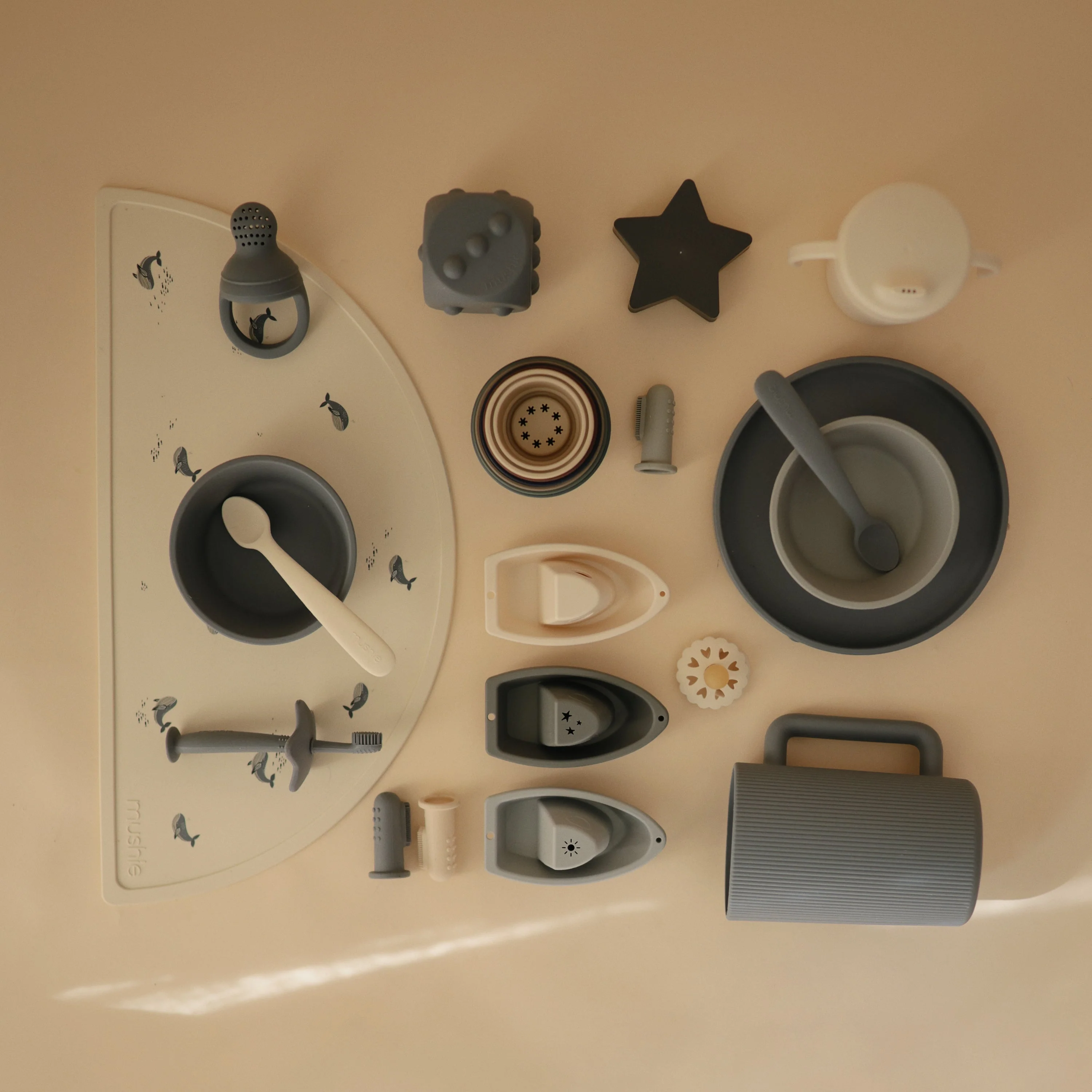 Classic Silicone Suction Plate - Image 72