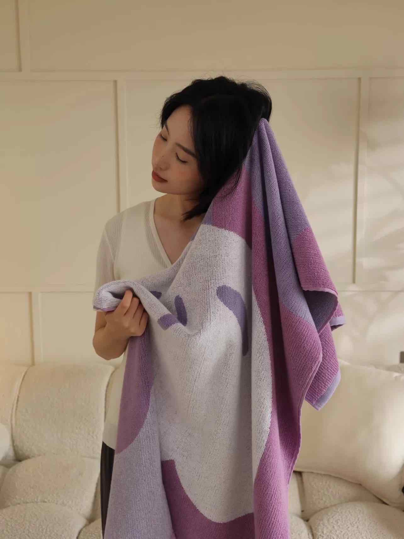 Cute Whimsical Floral Bath Towel - Soft, Absorbent, 100% Staple Cotton - Image 6
