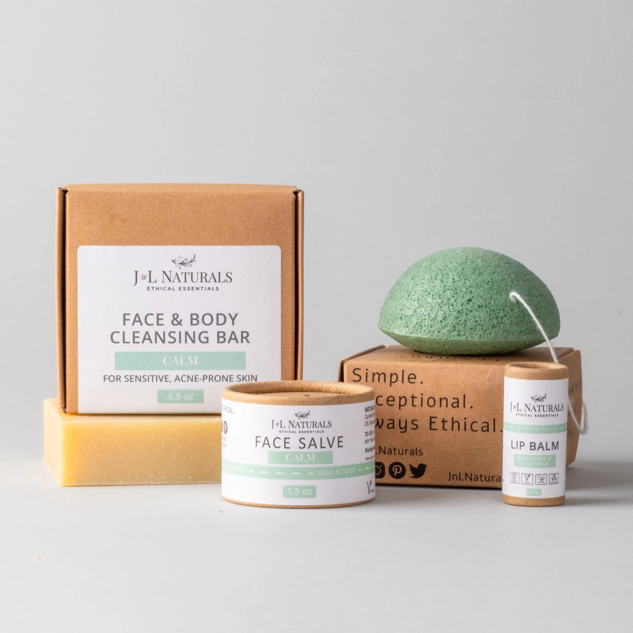 Essentials Skin Regimen Kit (4-Piece Set) - Image 5