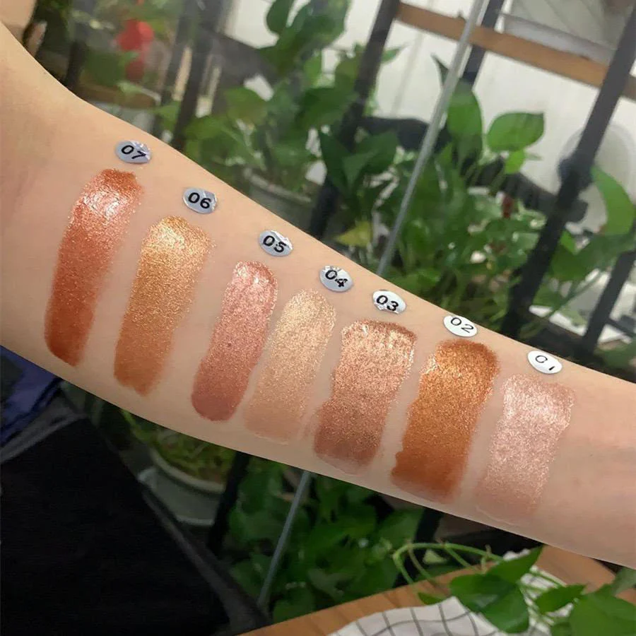 Face Highlighter Drops for a Perfect Glow - Image 2