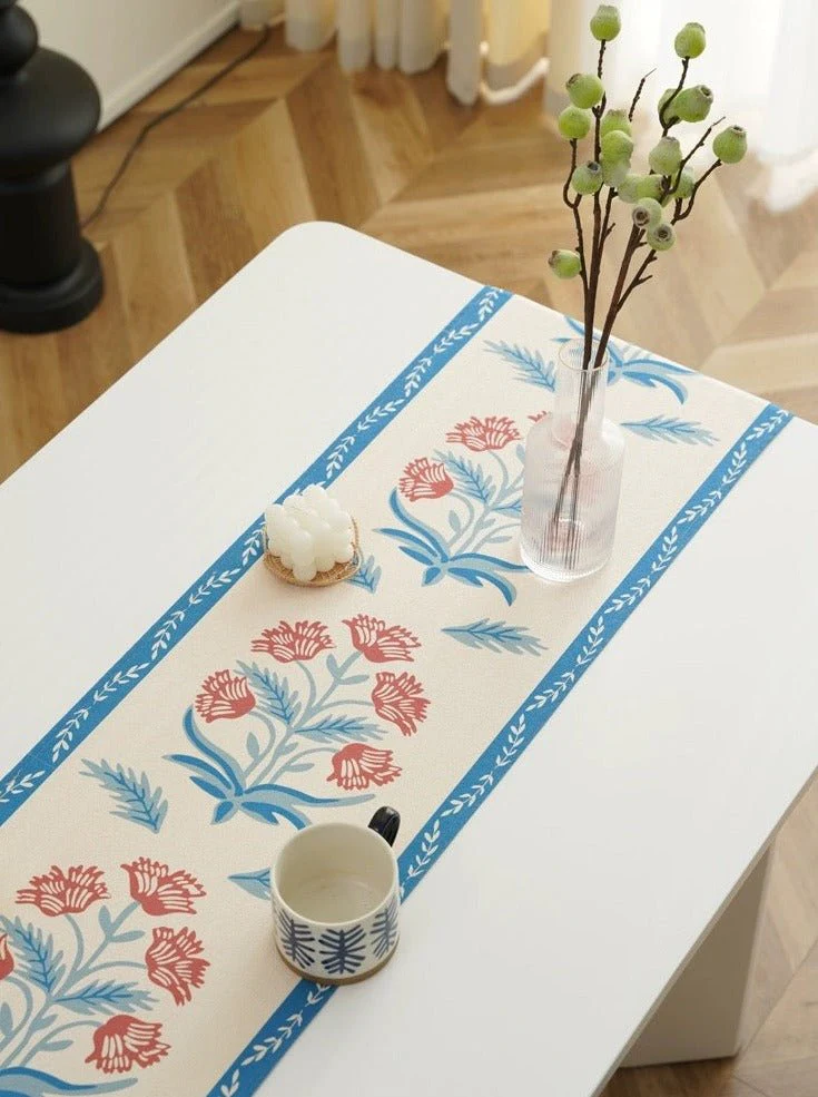 French Style Floral Table Runner - Image 4