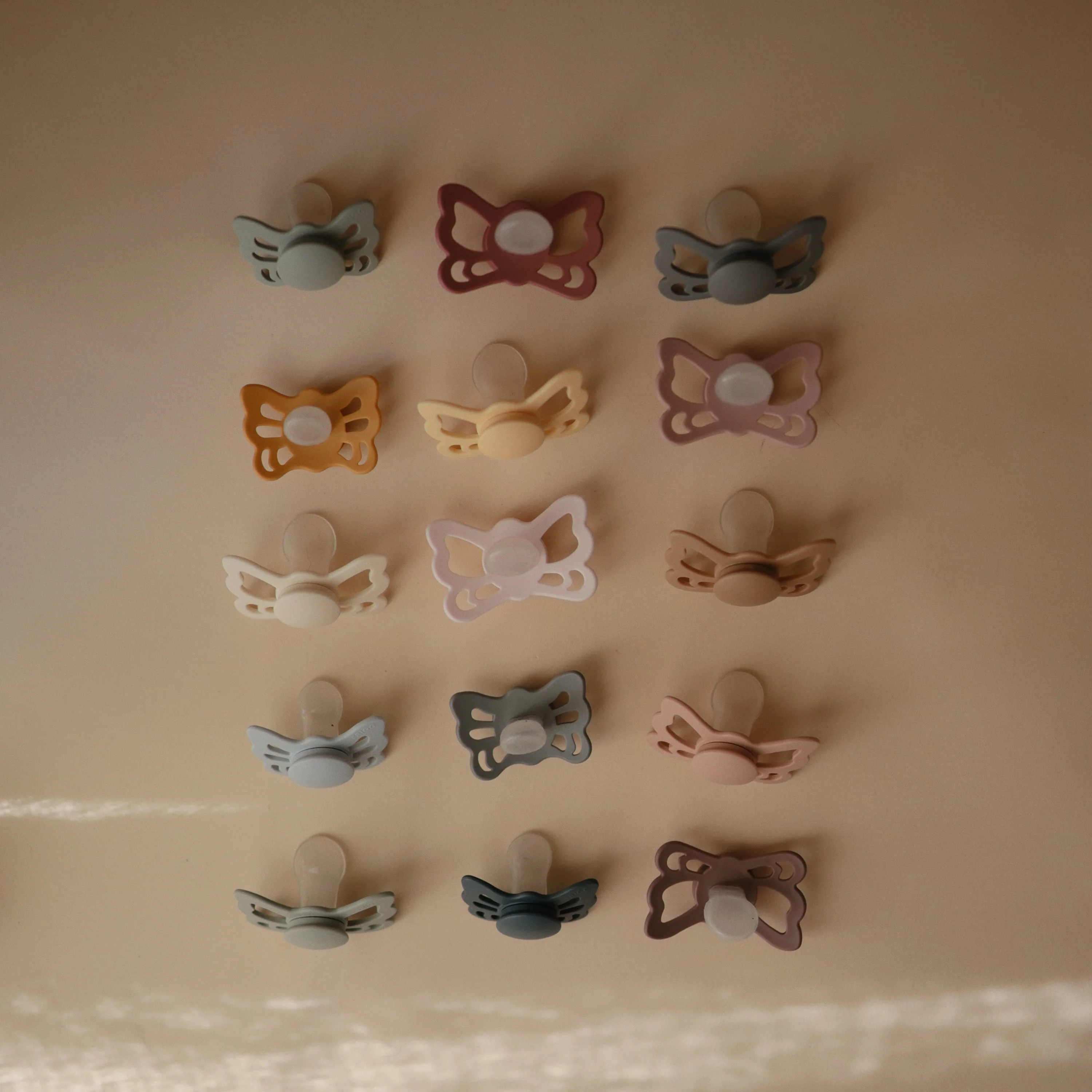FRIGG Butterfly Anatomical Silicone Pacifier 2-Pack (6-18 Months) - Image 55