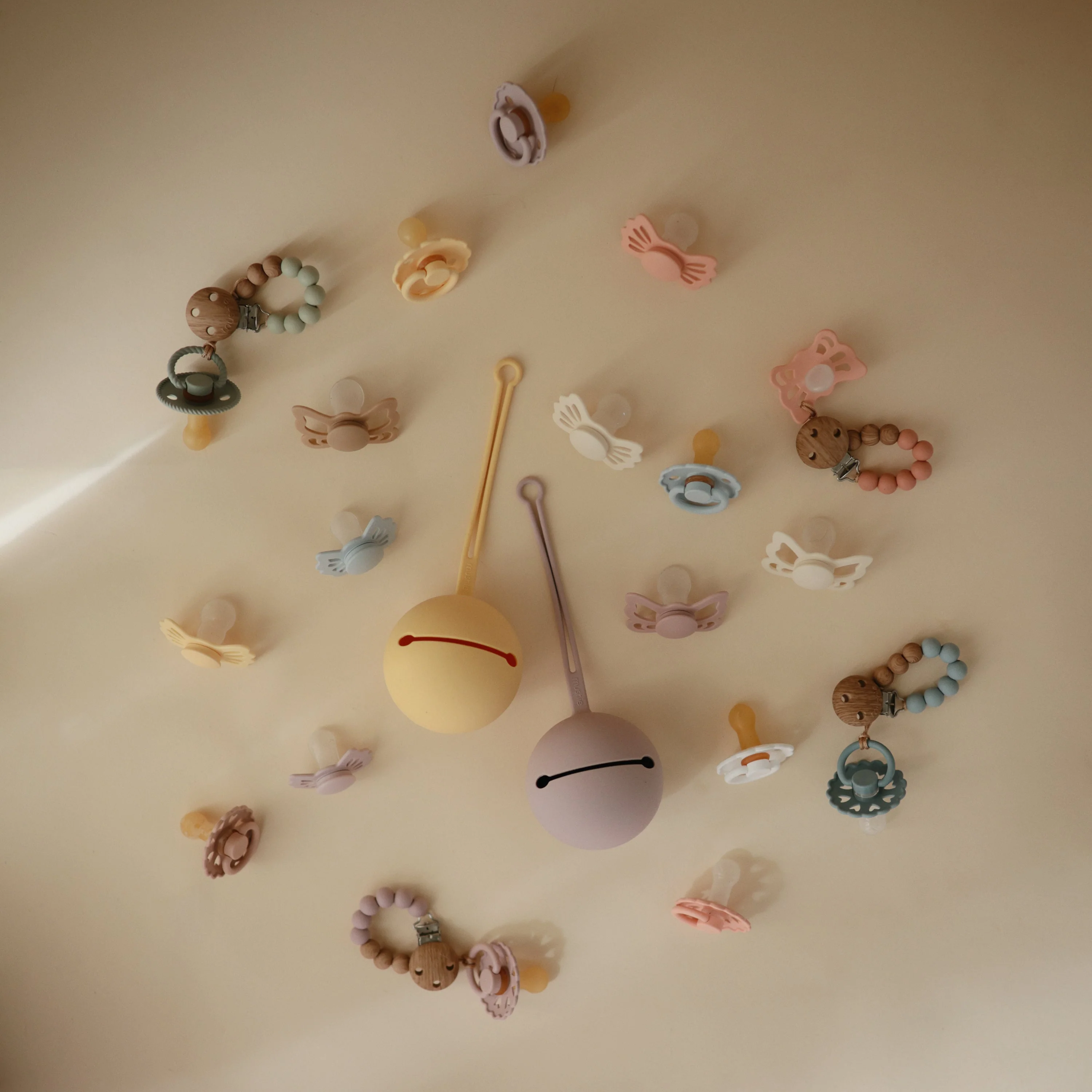 FRIGG Lucky Symmetrical Silicone Pacifier 2-Pack (6-18 Months) - Image 33