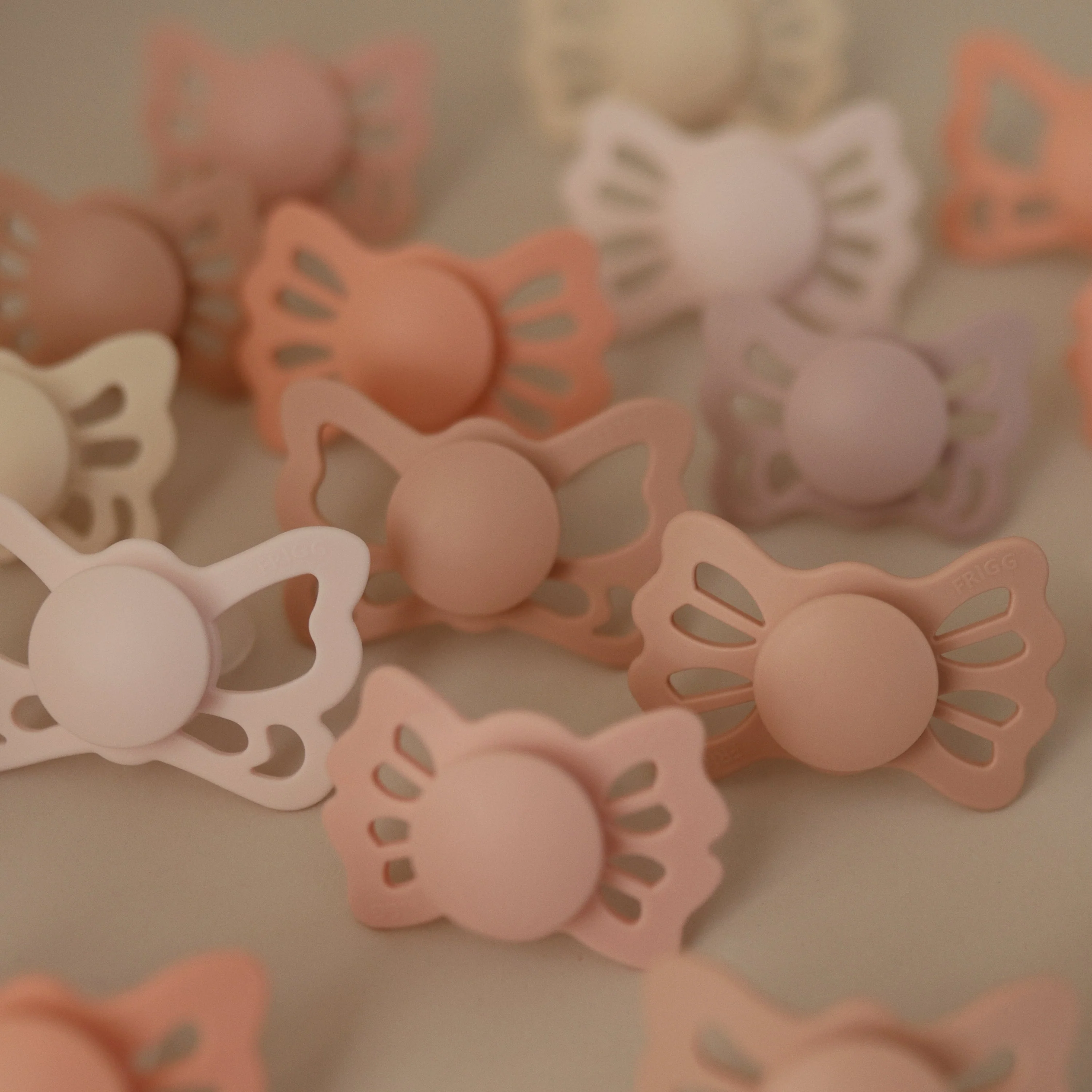 FRIGG Lucky Symmetrical Silicone Pacifier 2-Pack (6-18 Months) - Image 52