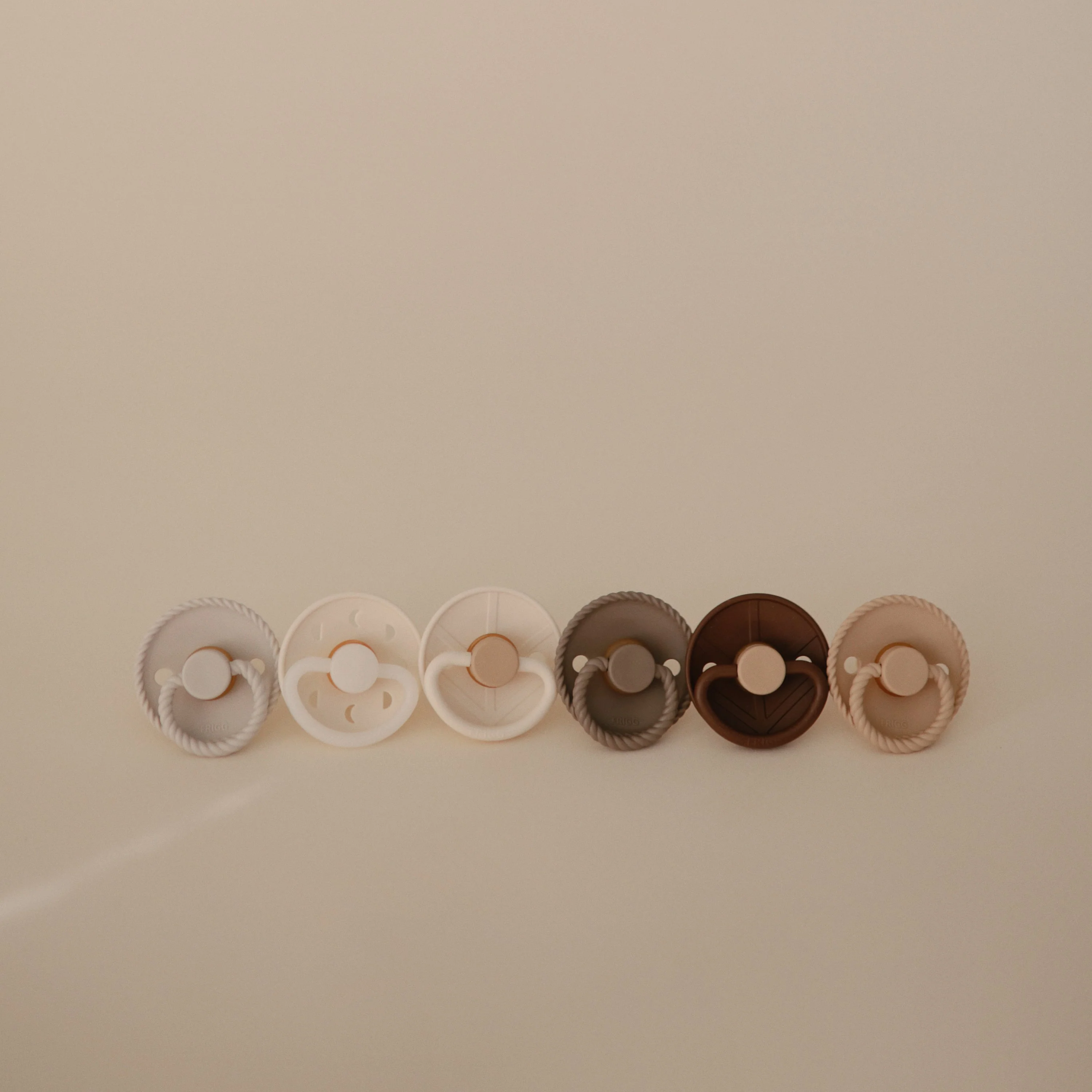 FRIGG Silicone Pacifier 6-Pack - Image 31