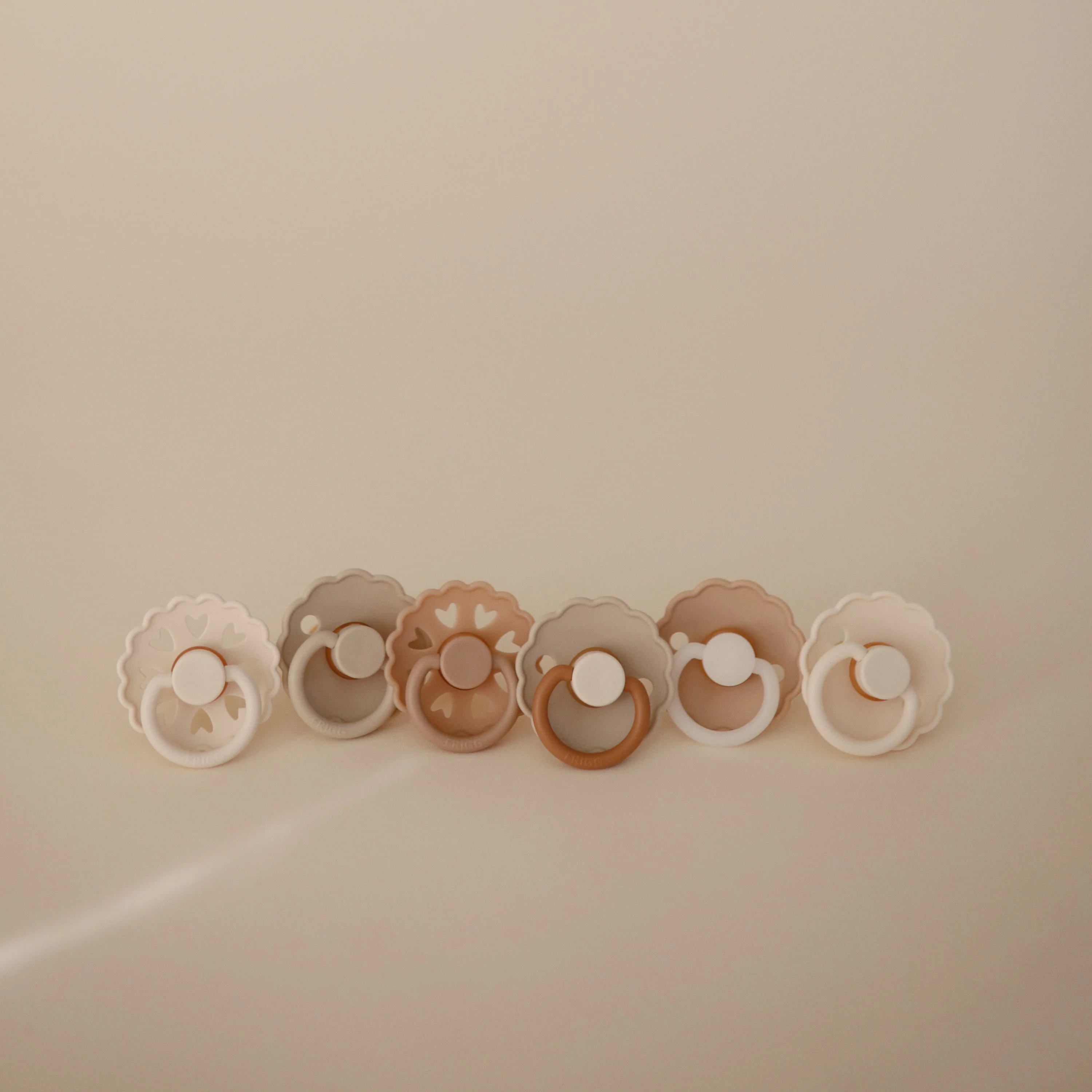 FRIGG Silicone Pacifier 6-Pack - Image 32