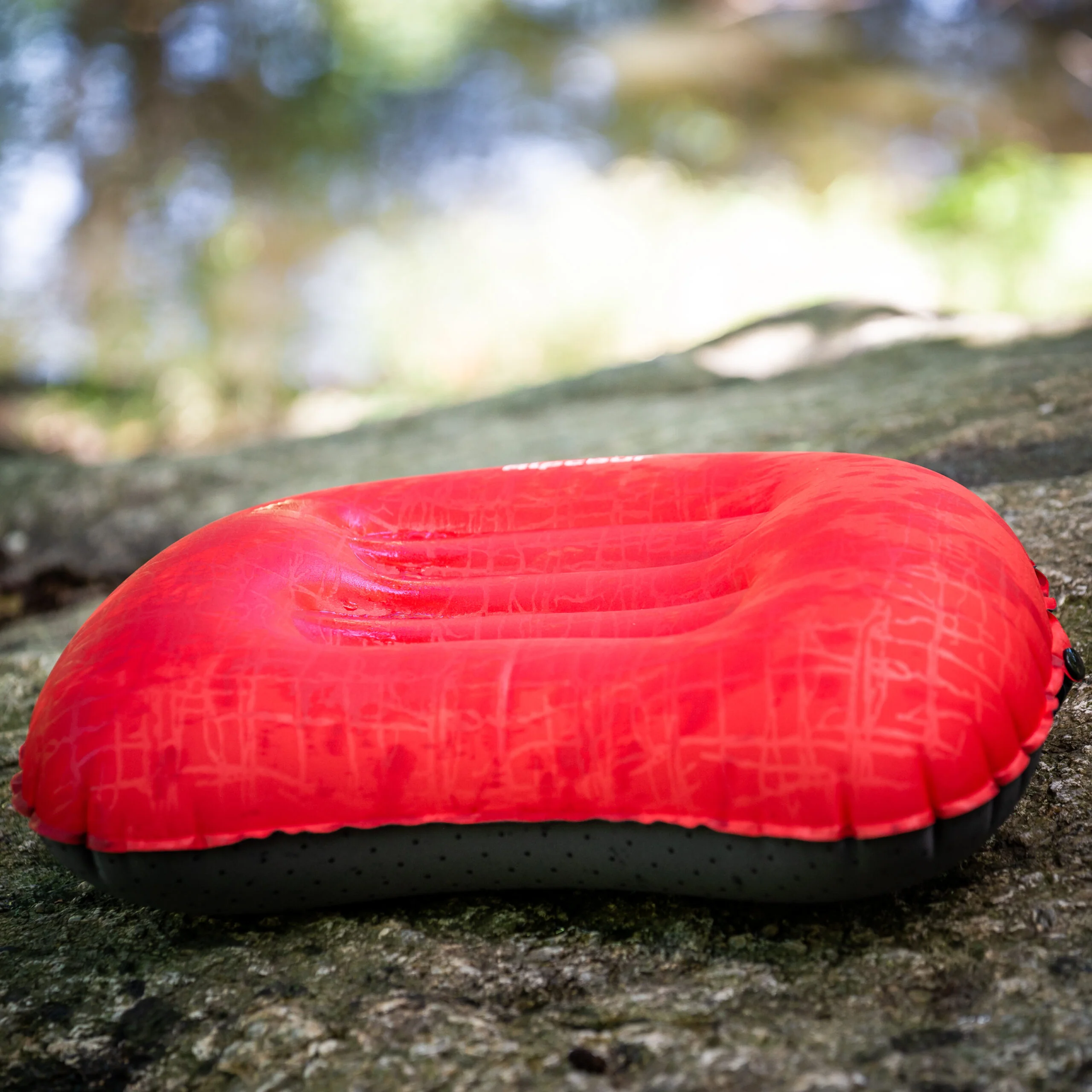 Inflatable Camping Pillow - Image 10