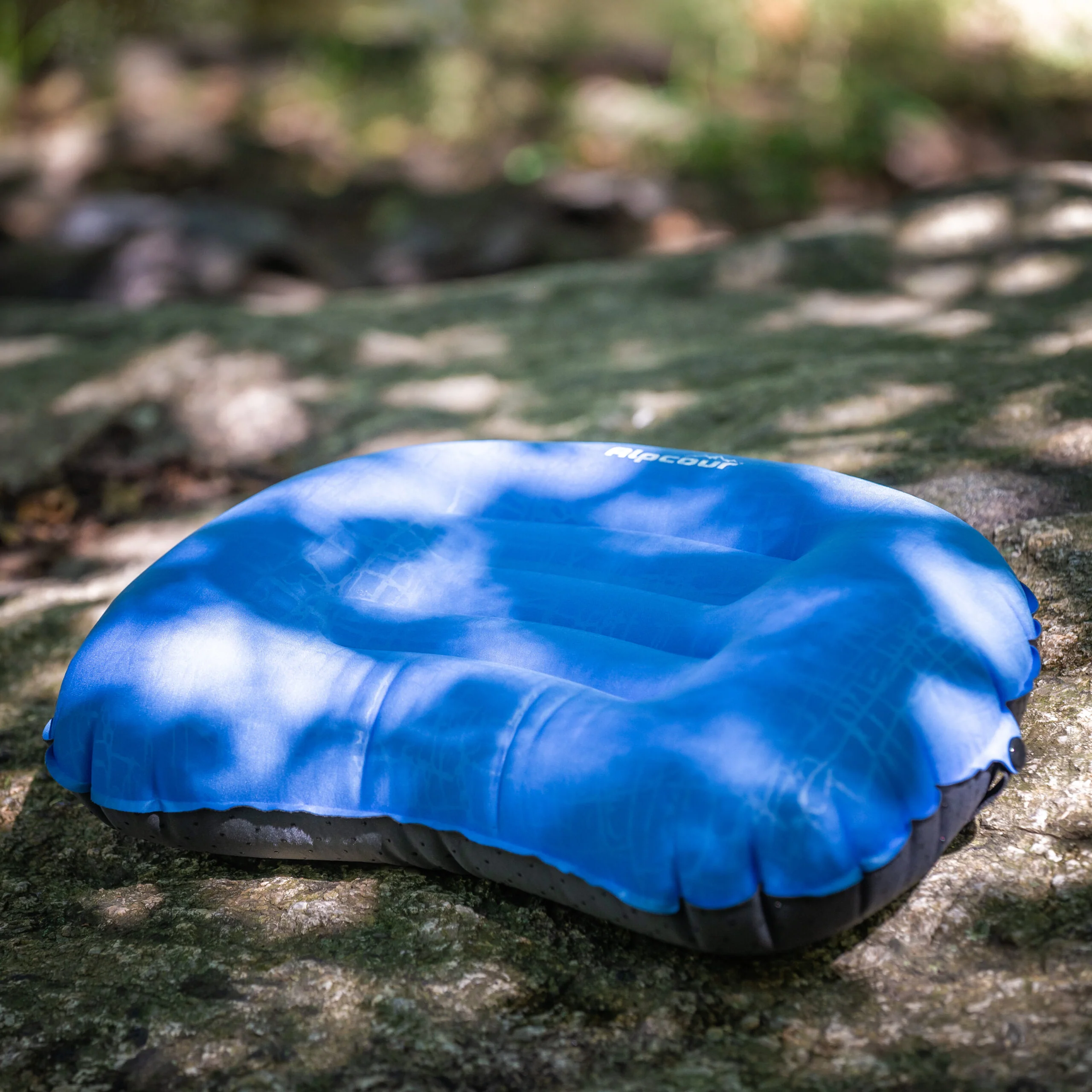 Inflatable Camping Pillow - Image 11