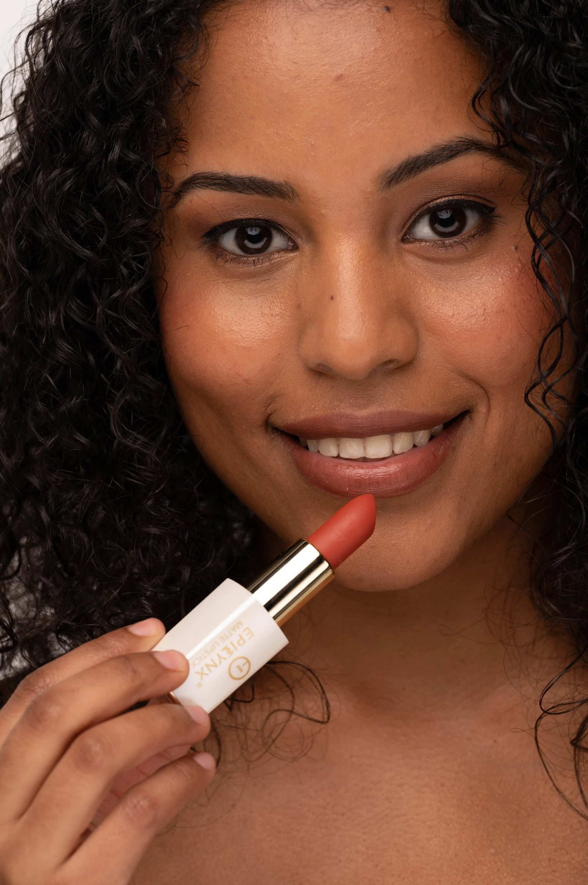 Intense Hydration Lipstick - Image 11