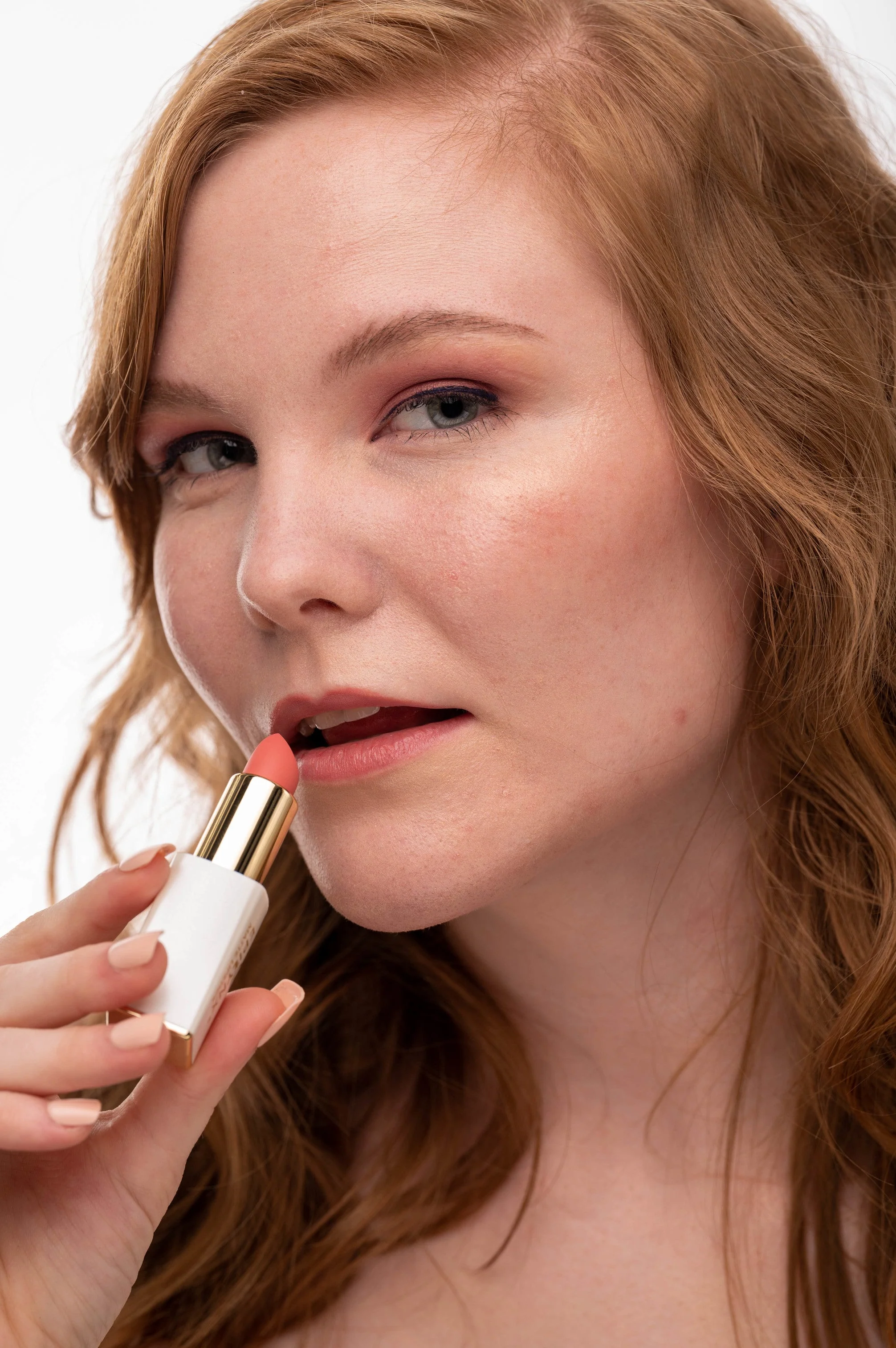 Intense Hydration Lipstick - Image 12