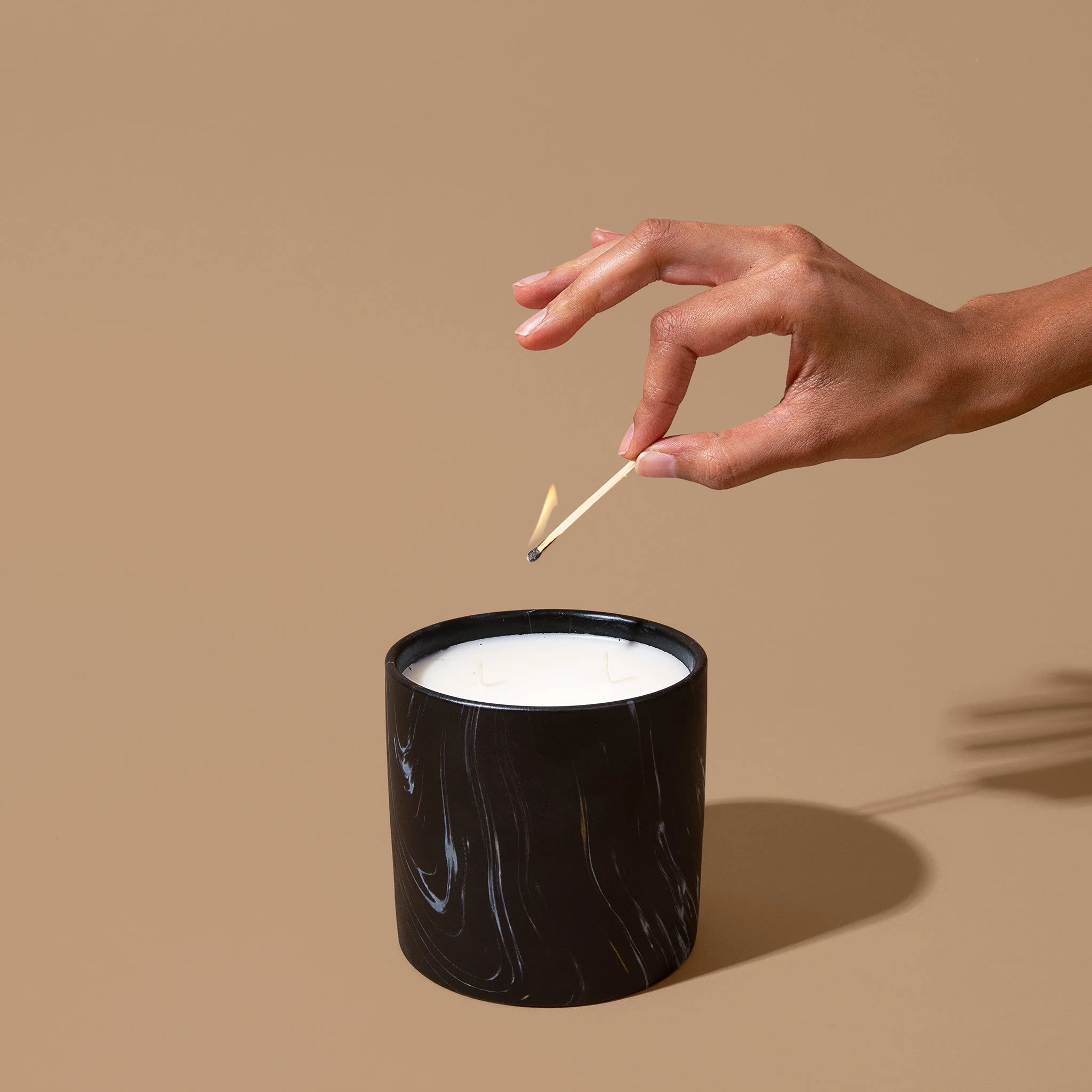 Lemonberry Morning Black Marquina Candle 17oz - Image 3