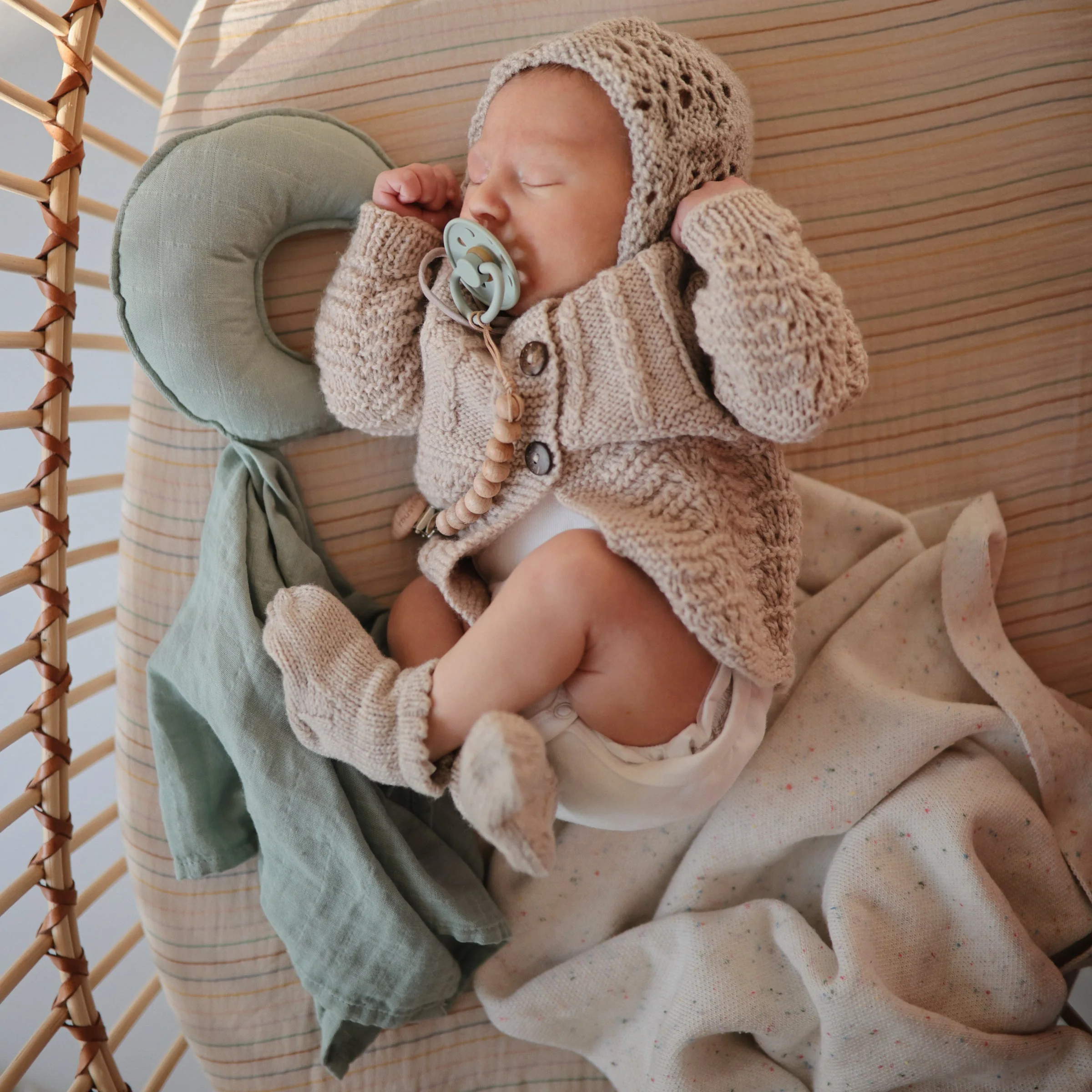 Moon Lovey Blanket - Image 6