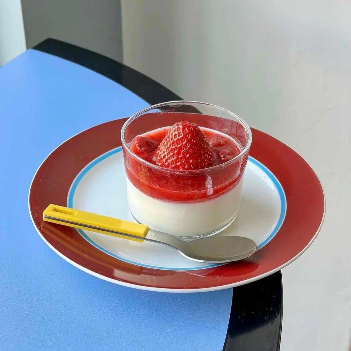 Retro Ceramic Salad Dessert Plate Set of 4 Pcs - Image 8