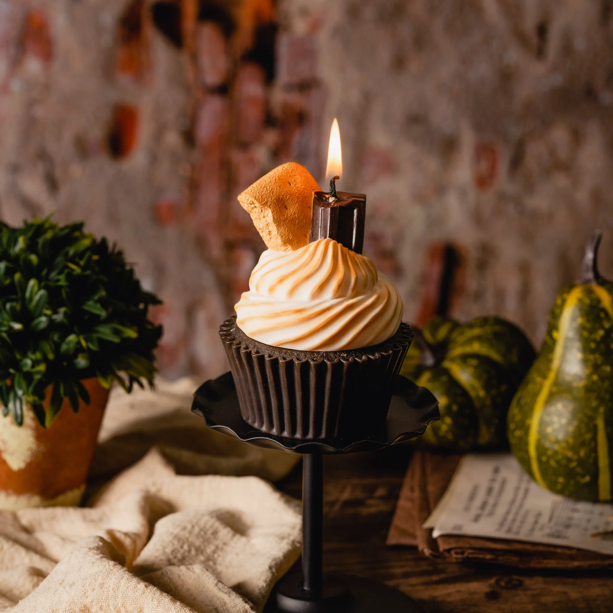 S’more Cupcake Candle - Image 5