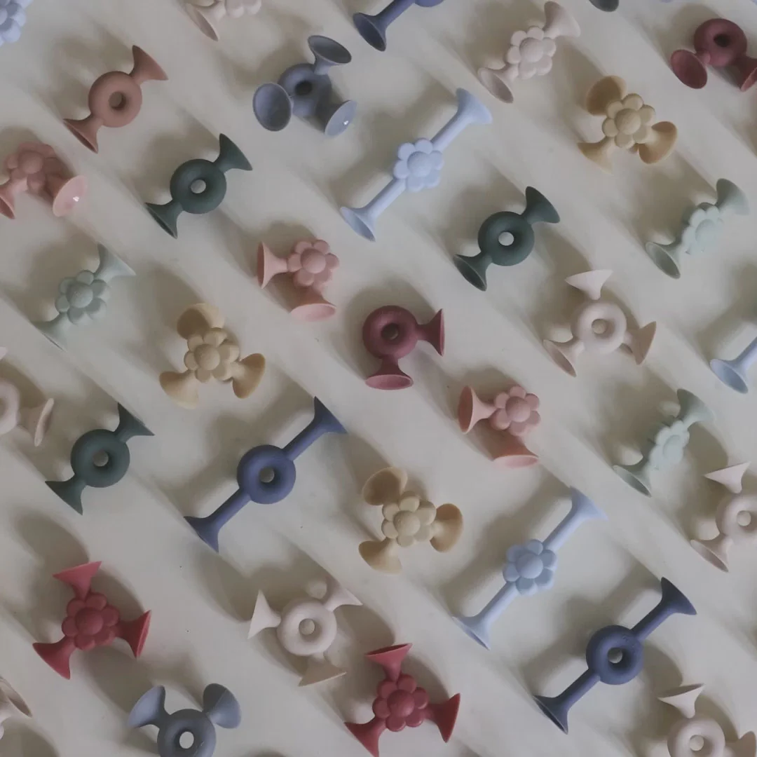 Silicone Suction Bath Builders (Donut) - Image 2