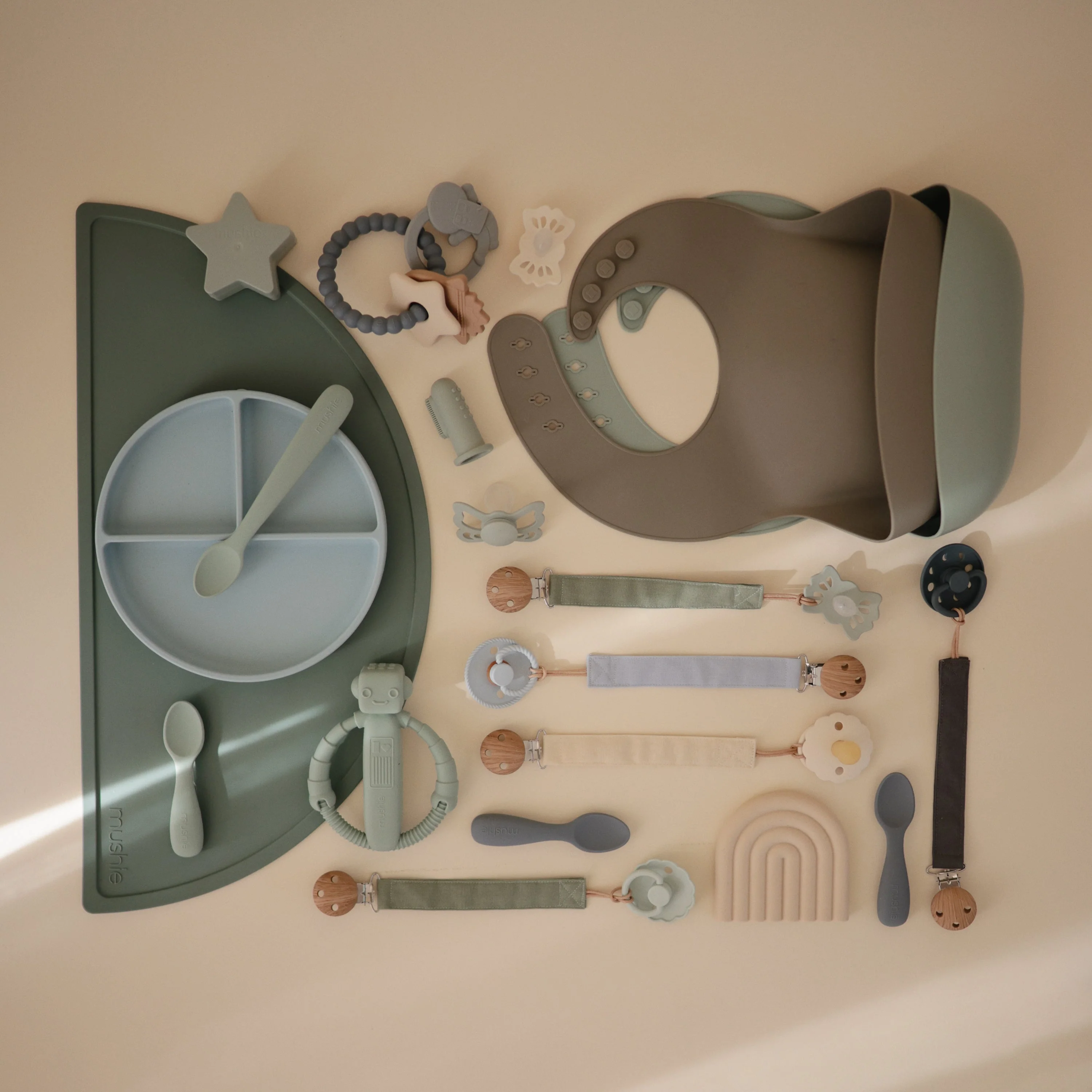 Silicone Suction Plate - Image 108