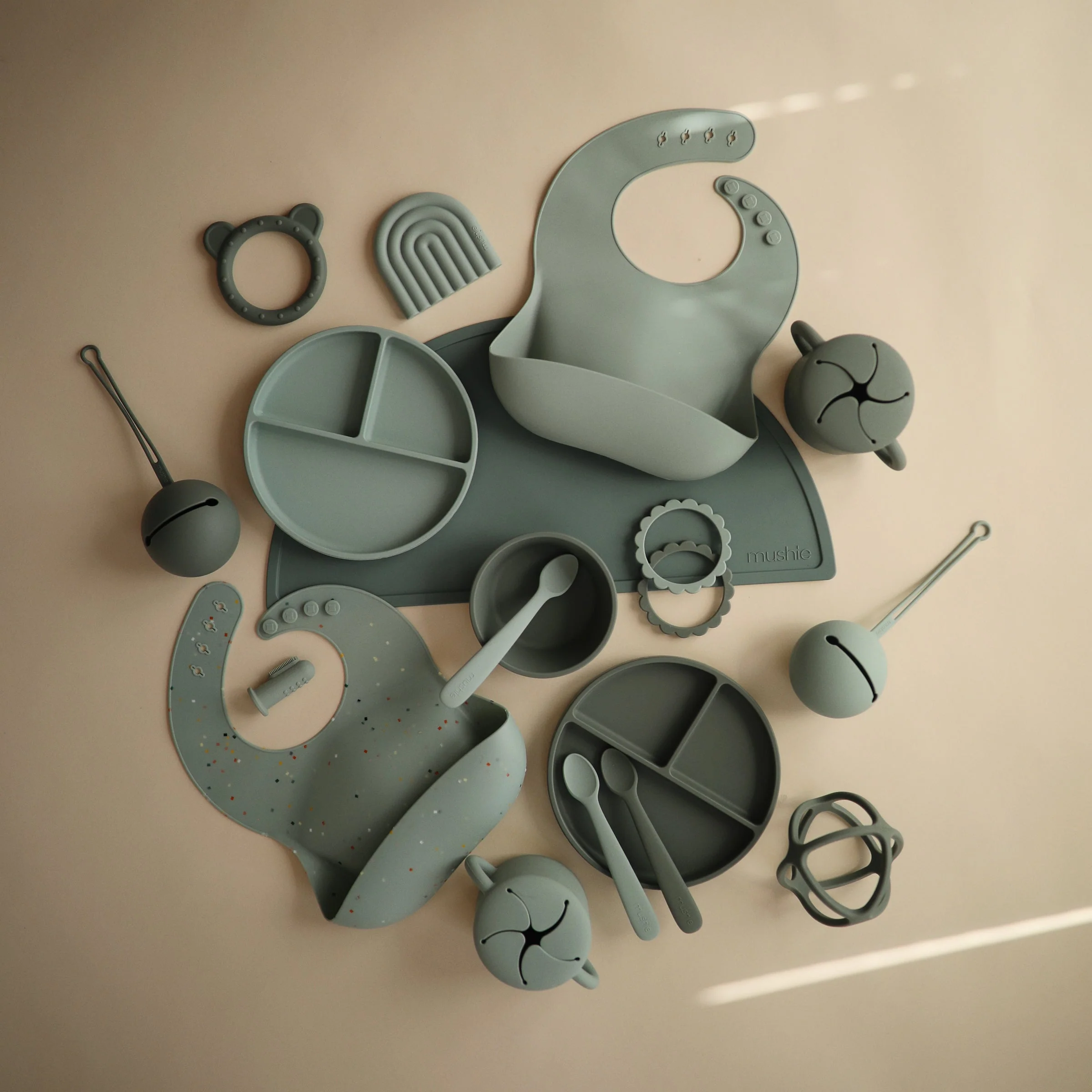Silicone Suction Plate - Image 38