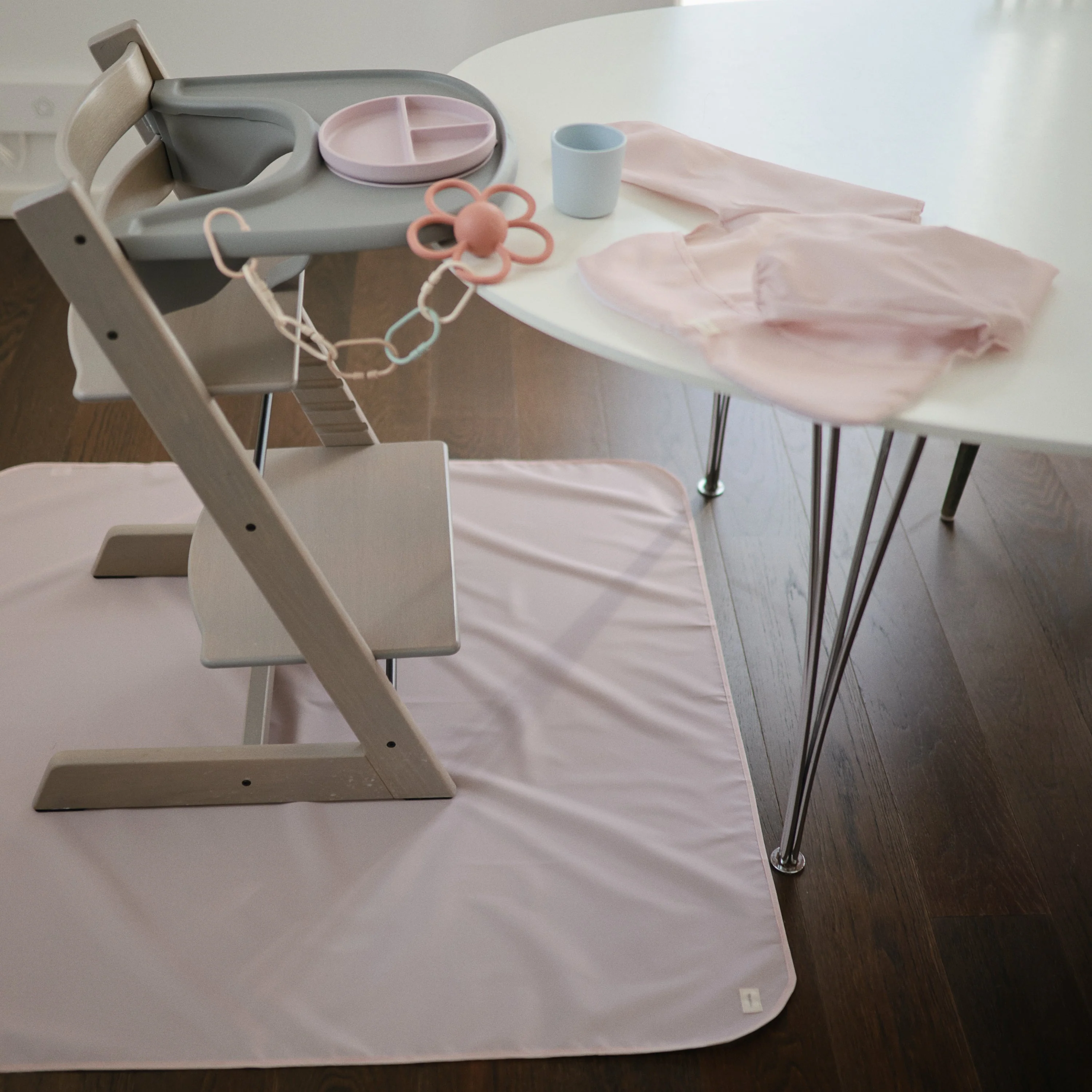 Silicone Suction Plate - Image 69