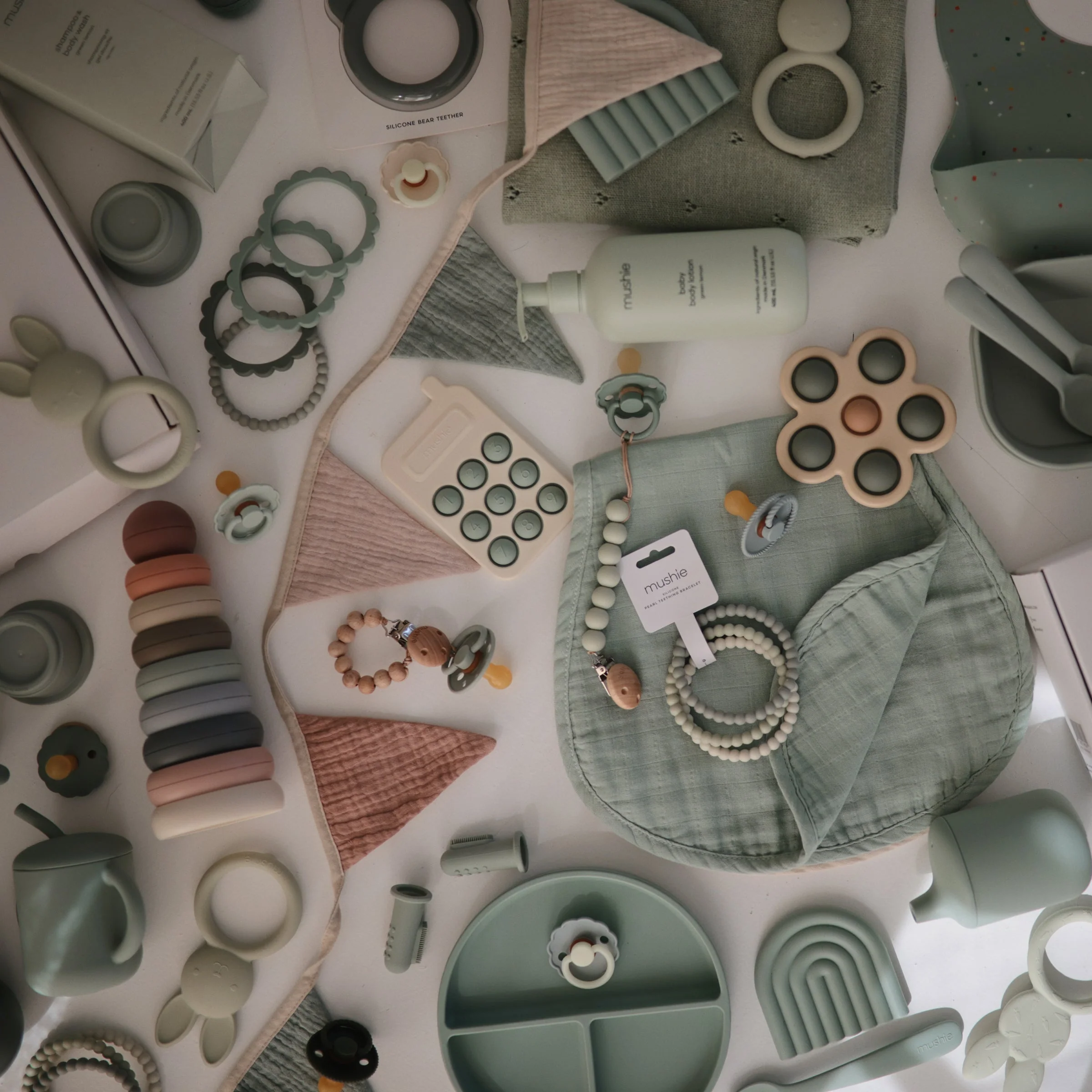 Silicone Suction Plate - Image 78