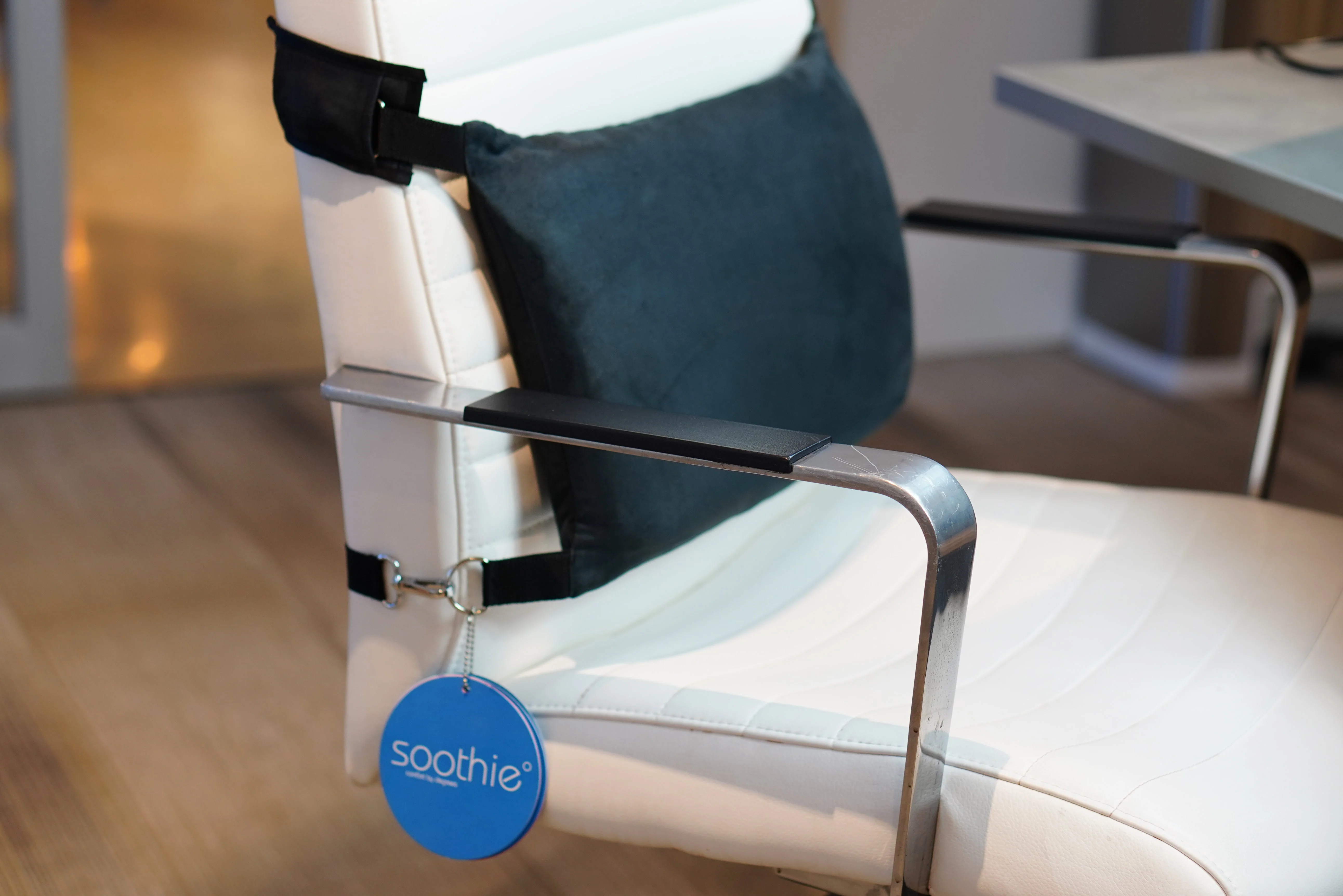Soothie° Cushion 2.0 Love.com, Heated or Cool Therapy - Image 2