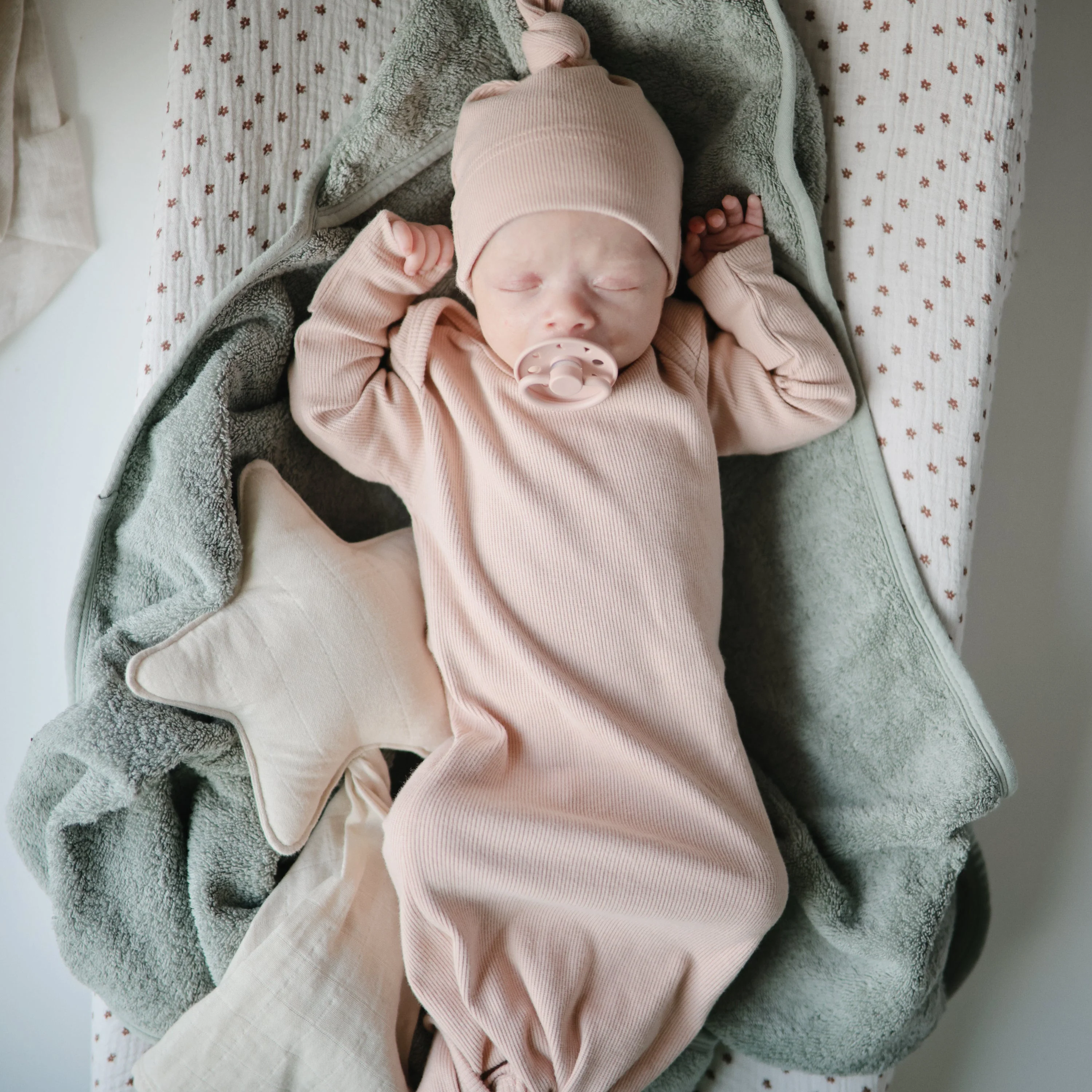 Star Lovey Blanket - Image 11