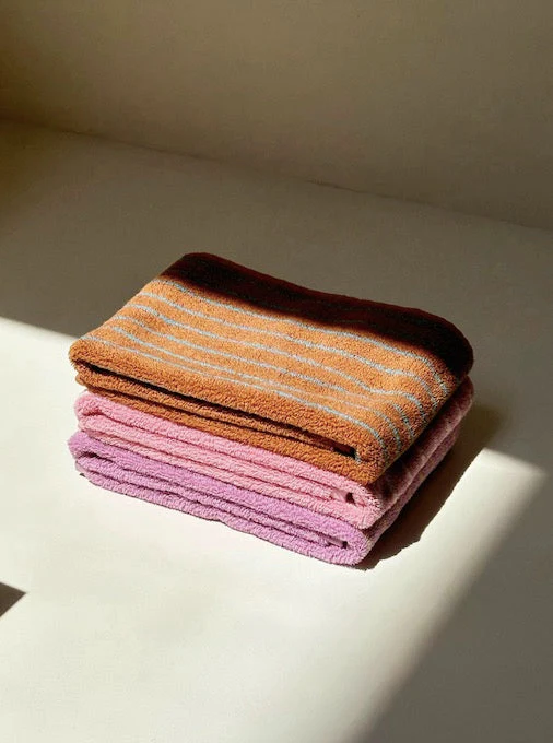 Ultra Soft Absorbent Retro Stripe Bath Towel - 100% Organic Cotton - Image 8