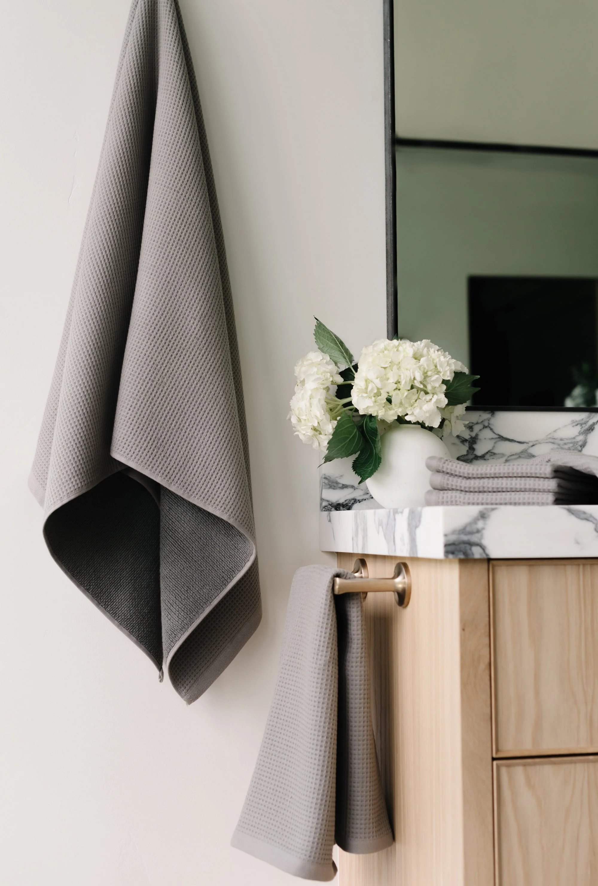 Waffle Bath Towel Set - Image 7