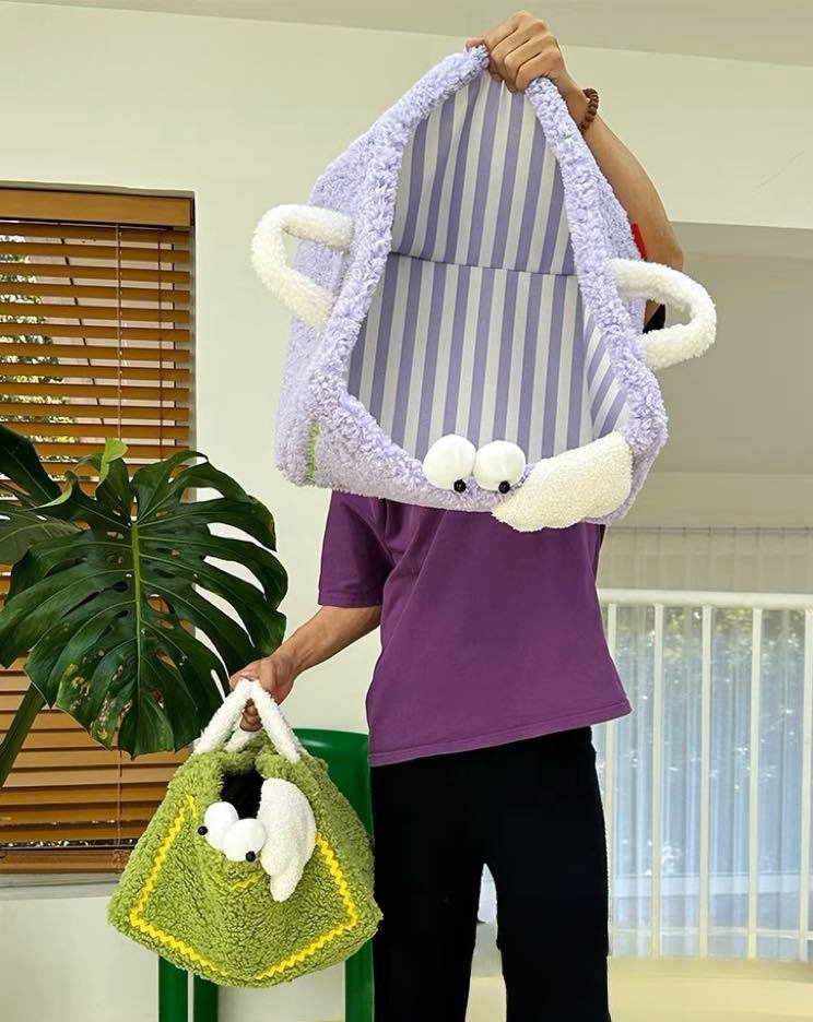 Whimsical Eclectic Big Eyes Plush Cute Laundry Storage Baskets - Laundry Bag for Kids Children - Image 7