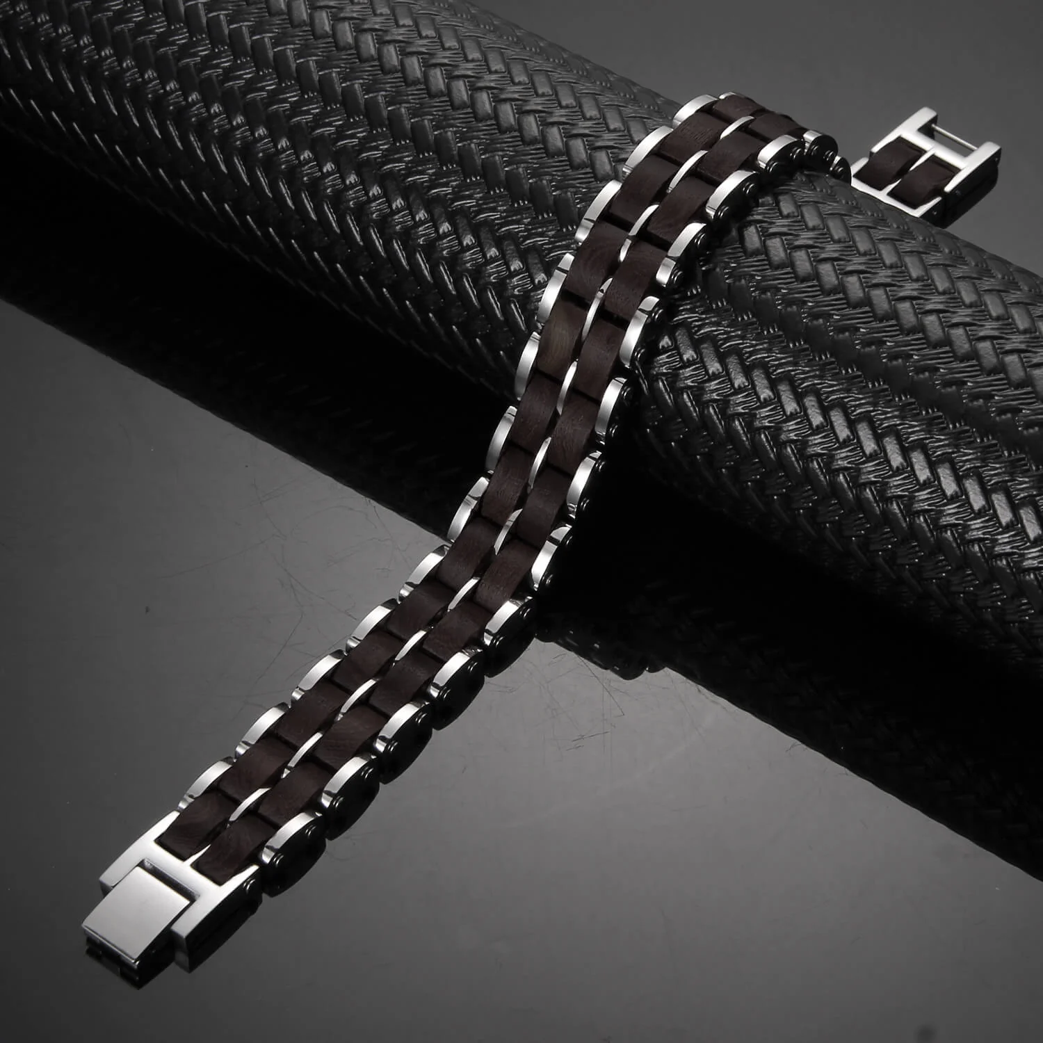 Wood and Stainless Steel Magnetic Bracelet. 3 Colors available. Model WB011 - Image 8